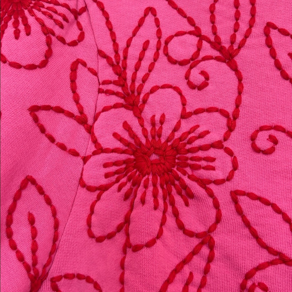 NWT Ivy Jane Floral Vines Knit Top size large.
$147 on Ivybrand.com - Picture 6 of 10